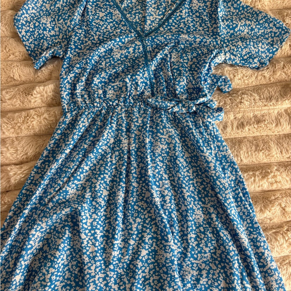 Sienna Sky Blue and White Midi Dress